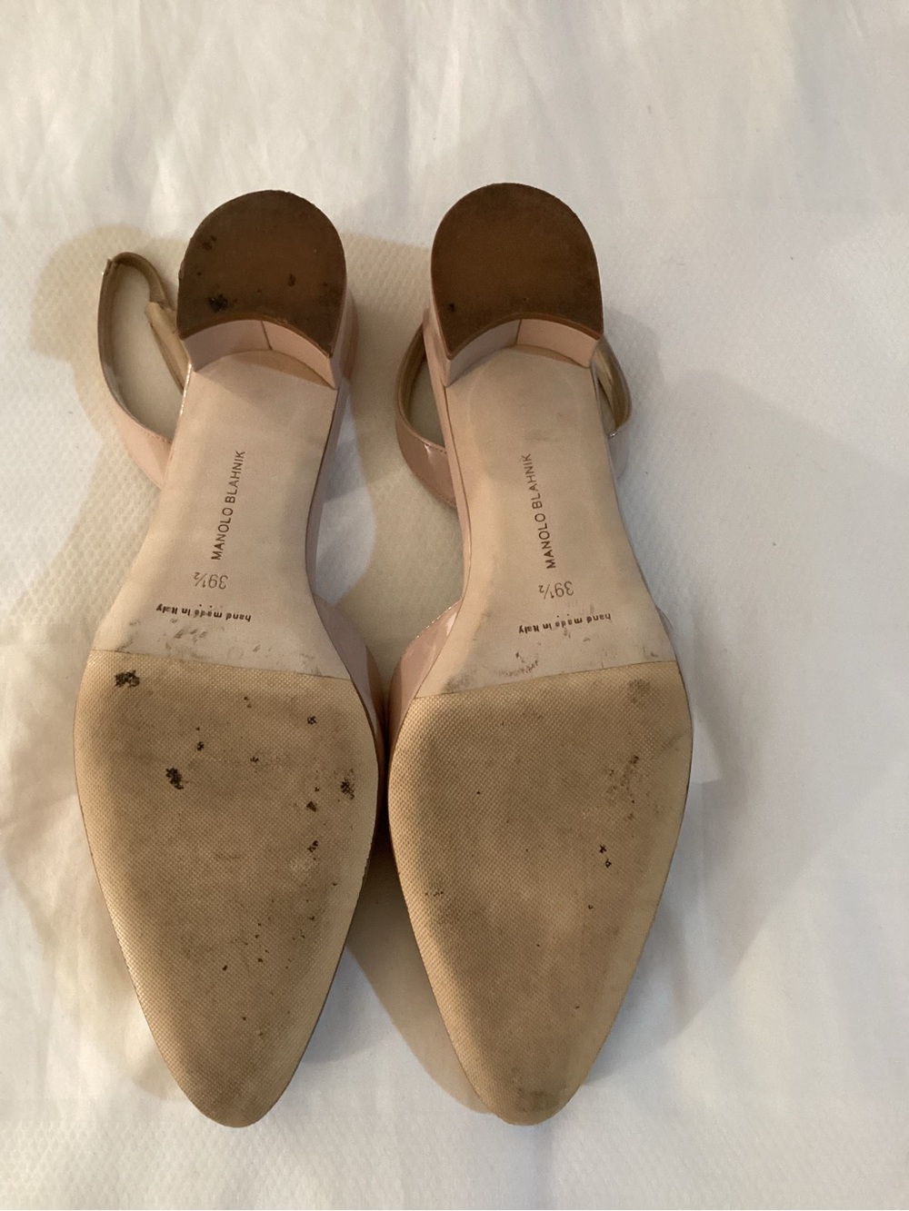 Manolo Blahnik
30mm Aspro Patent Leather Slingback Pumps - Picture 5 of 13